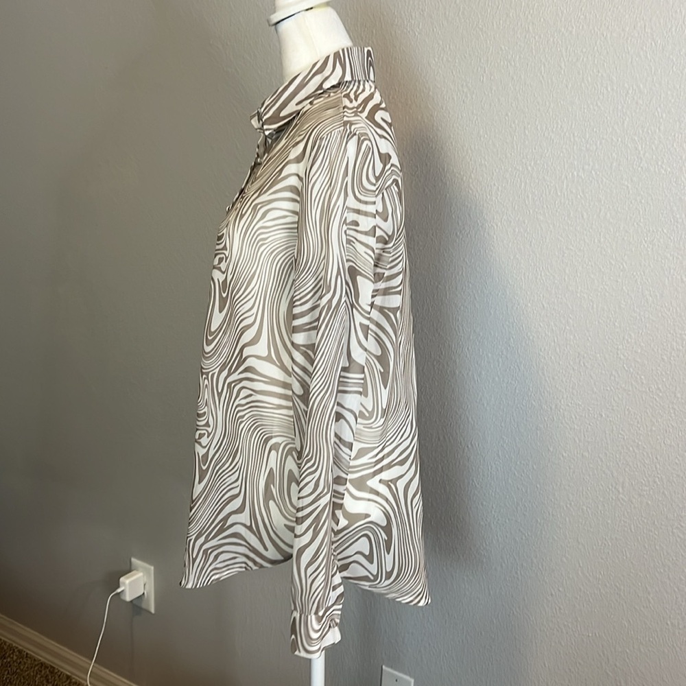 Princess Polly Hayden Shirt Beige Size 2 - Picture 5 of 9